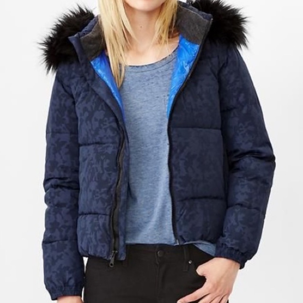 GAP Outdoor Edition Puffer Coat with Faux Fur Hood in Blue Camo Print Size S